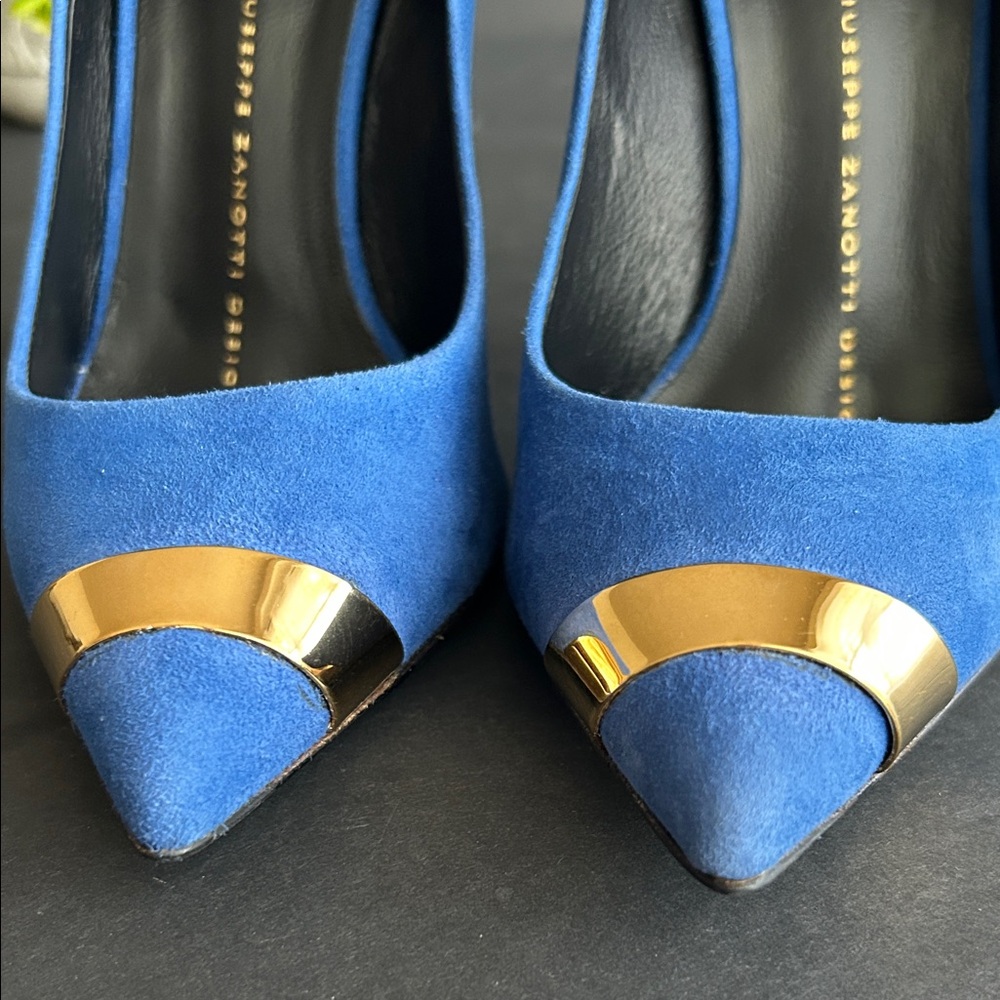 Giuseppe Zanotti Royal Blue Heels with Gold Detail - Picture 7 of 16